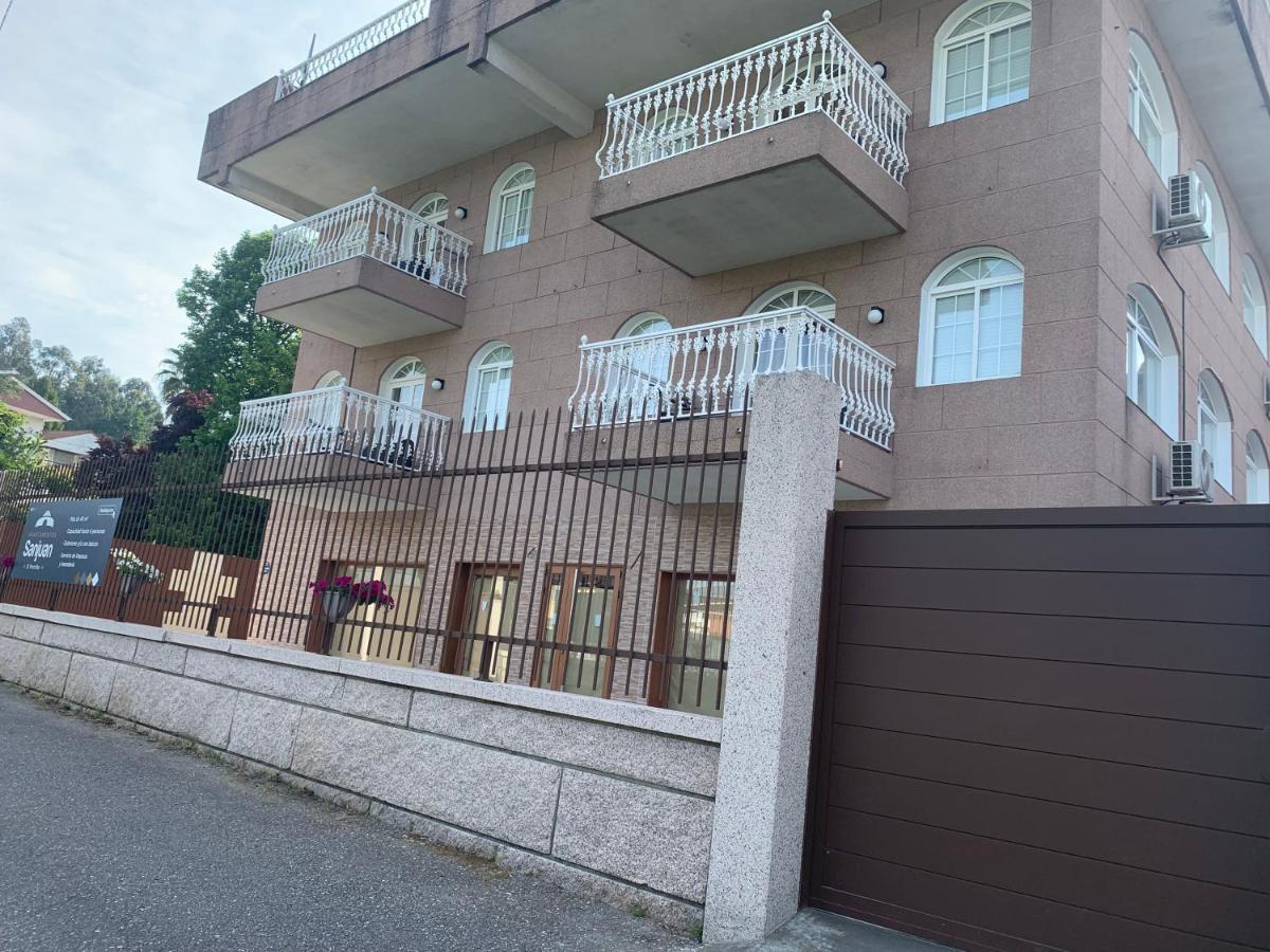 Apartamentos Sanjuan Porriño Kültér fotó